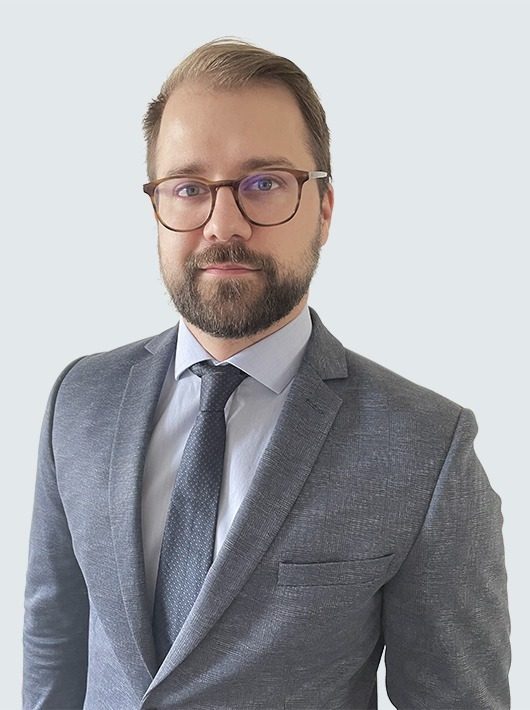 24 - Marton Pribek solo